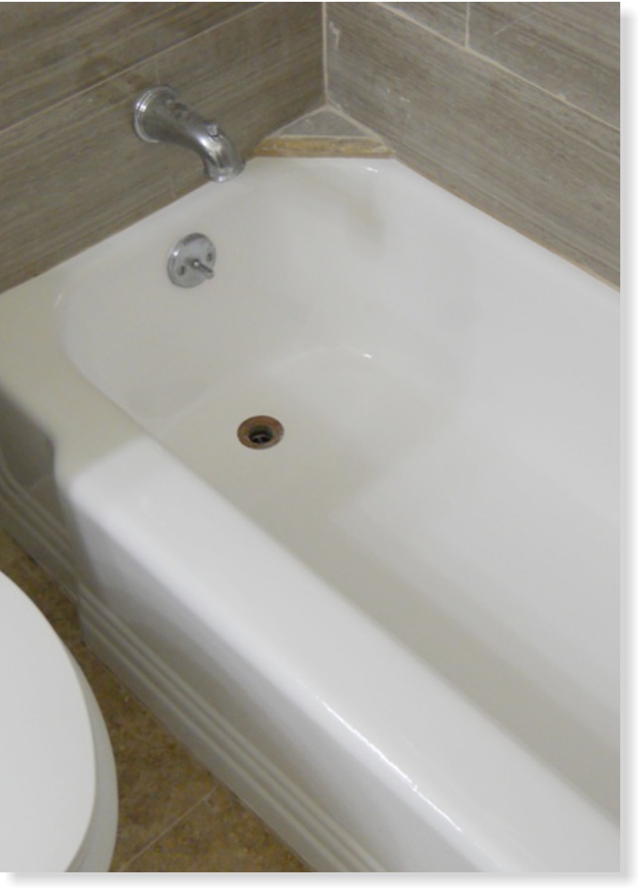 bathtub reglazing cost